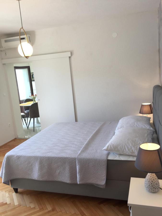 מאקרסקה Tatijana Holiday Apartments מראה חיצוני תמונה