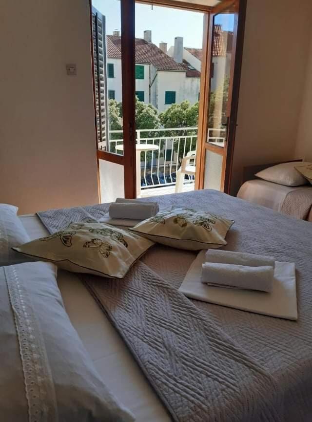 מאקרסקה Tatijana Holiday Apartments מראה חיצוני תמונה