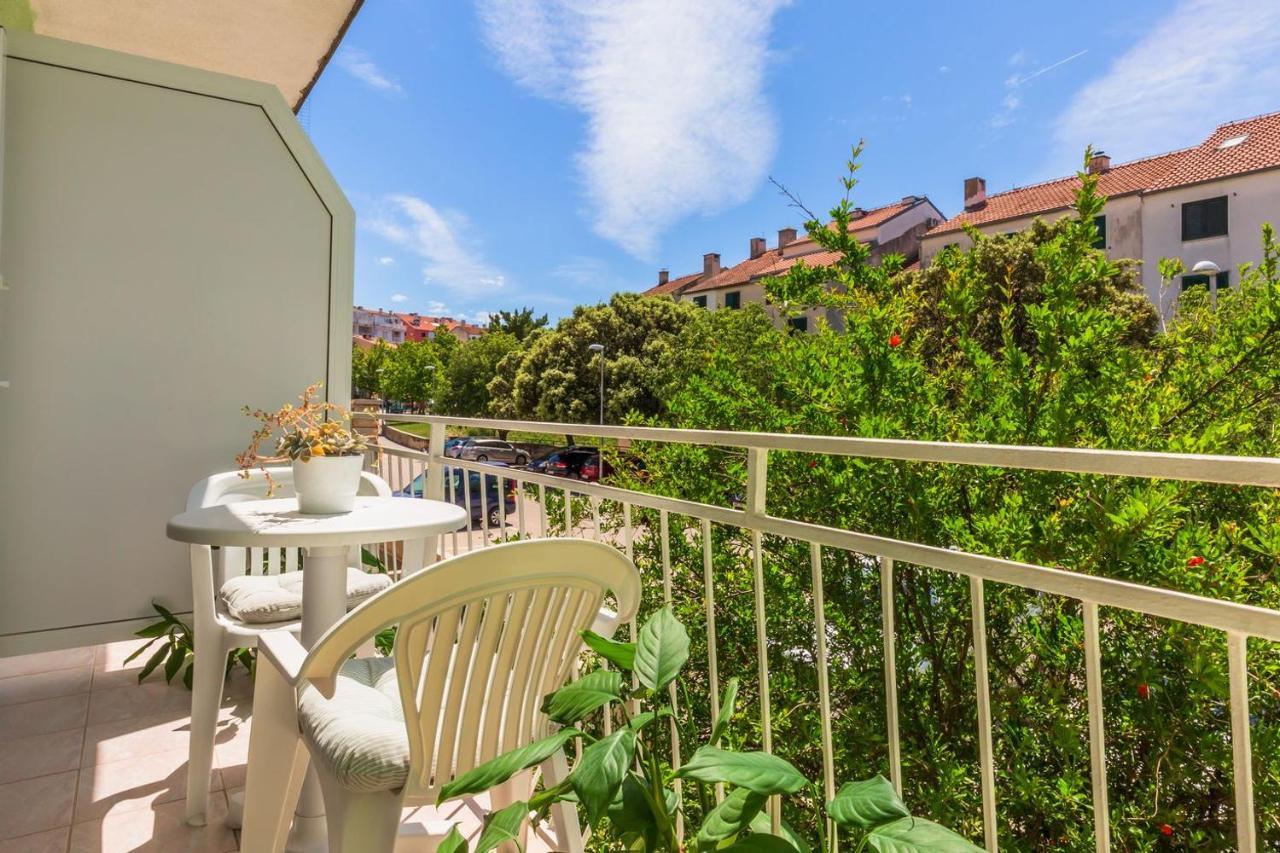 מאקרסקה Tatijana Holiday Apartments מראה חיצוני תמונה