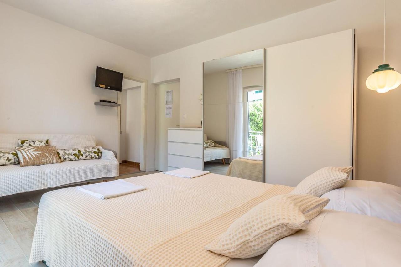 מאקרסקה Tatijana Holiday Apartments מראה חיצוני תמונה